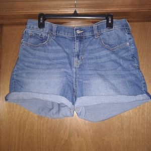Old Navy Curvy Jean Shorts